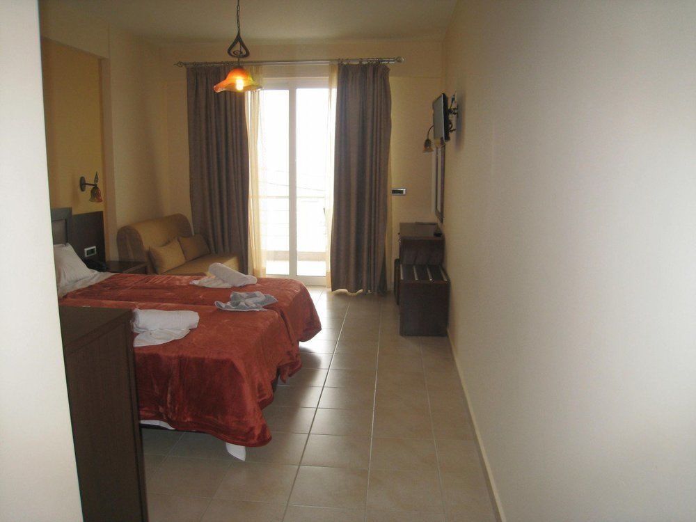 9 Queens Spa Hotel Loutra Edipsou  Exterior foto