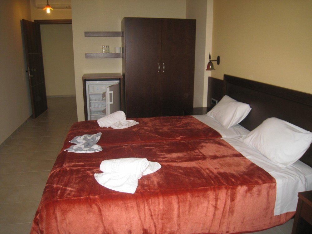 9 Queens Spa Hotel Loutra Edipsou  Exterior foto