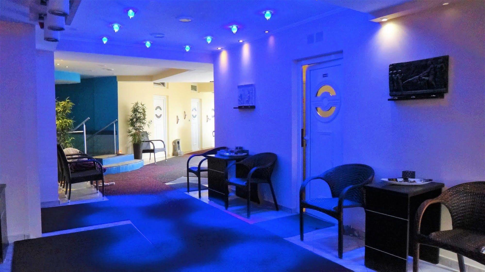 9 Queens Spa Hotel Loutra Edipsou  Exterior foto